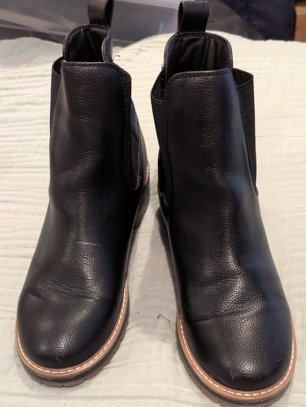 Kensie Black Ankle Boots with Tan Accent - 9.5